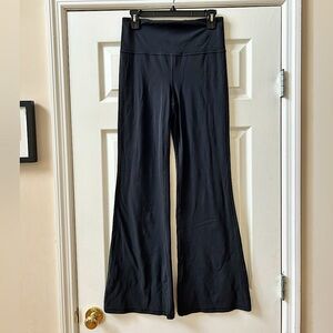 Athleta Elation Flare Pant Legging Black Medium